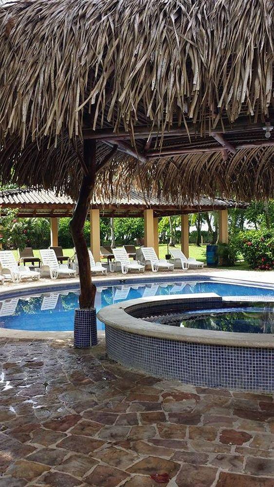 Delfin Beach Front Resort Естерильос Екстериор снимка