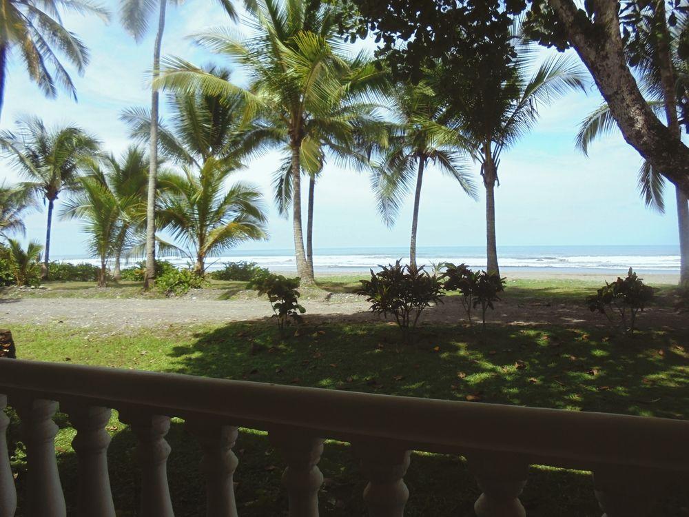 Delfin Beach Front Resort Естерильос Екстериор снимка